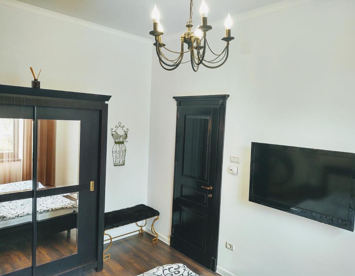 Cezari Aparthotel براشوف المظهر الخارجي الصورة