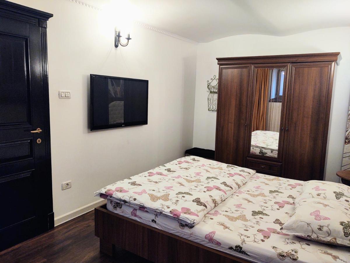 Cezari Aparthotel براشوف المظهر الخارجي الصورة
