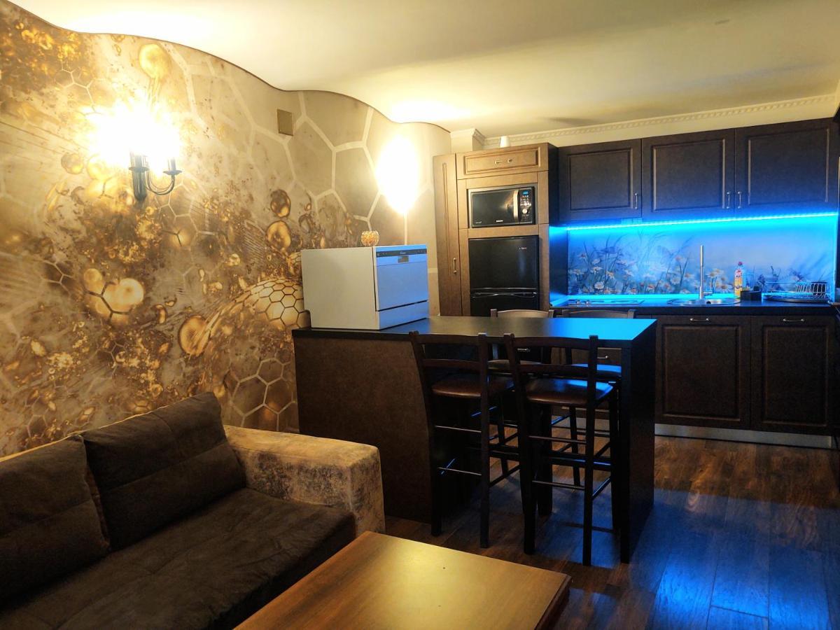 Cezari Aparthotel براشوف المظهر الخارجي الصورة